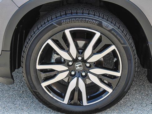Certified 2022 Honda Pilot Elite image 13