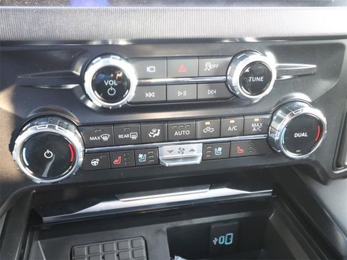 New 2026 Ford F250 Platinum image 22