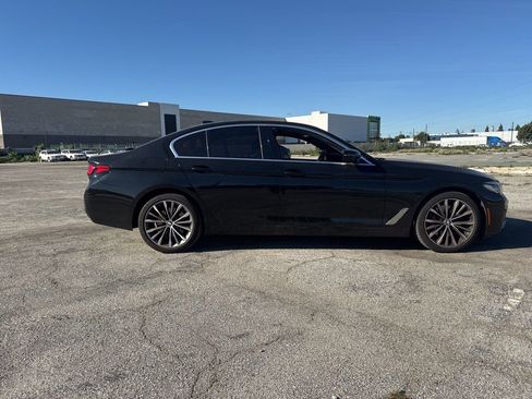 Certified 2023 BMW 530i 530i w/ Convenience Package image 6