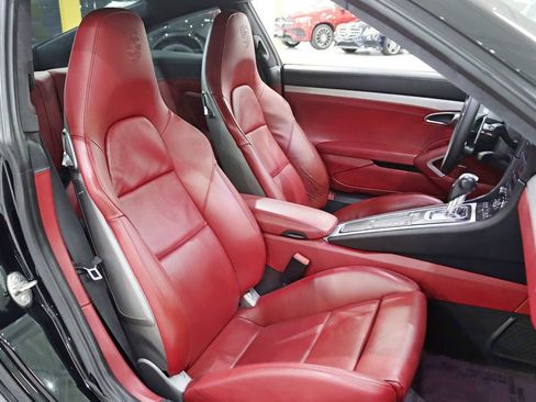 Used 2017 Porsche 911 Carrera S RWD image 28