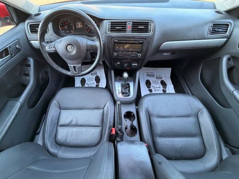 Used 2014 Volkswagen Jetta SE FWD image 9