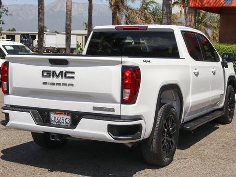 Used 2024 GMC Sierra 1500 Elevation w/ LPO, Elevation Black Package AWD/4WD image 10