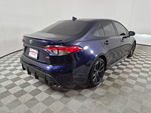 Used 2023 Toyota Corolla SE FWD image 3