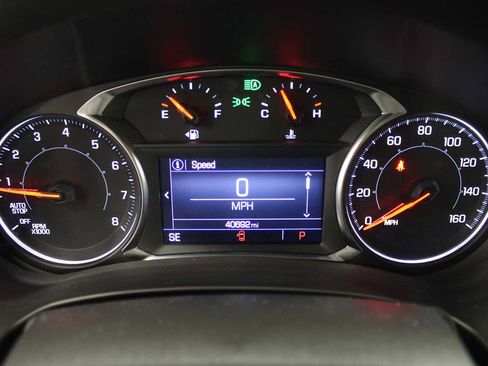 Used 2023 GMC Terrain SLE w/ Driver Convenience Package AWD/4WD image 5