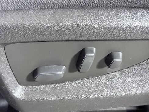 Used 2019 Chevrolet Tahoe LS AWD/4WD image 21
