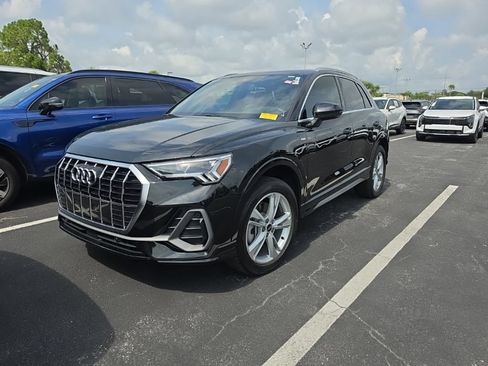 Used 2024 Audi Q3 2.0T Premium w/ Convenience Package AWD/4WD image 5