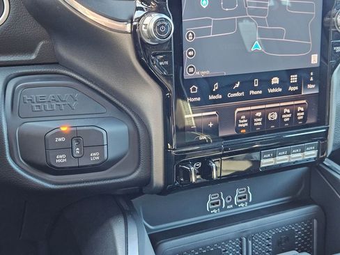 New 2026 RAM 3500 Laramie AWD/4WD image 26