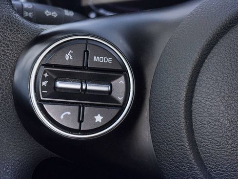 Used 2024 Kia Soul LX w/ Option Group 015 FWD image 11