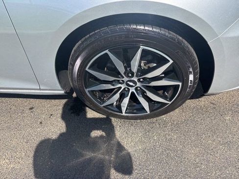 Used 2018 Chevrolet Malibu LT w/ Sport Package FWD image 43