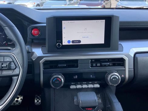 Used 2025 Toyota Tacoma TRD Sport image 7