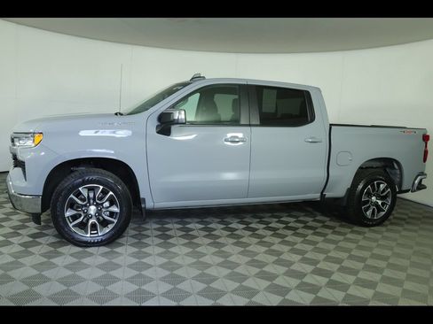 Certified 2024 Chevrolet Silverado 1500 LT AWD/4WD image 14