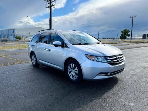 Used 2014 Honda Odyssey EX-L image 3