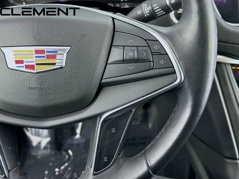 Used 2018 Cadillac XT5 Premium Luxury image 16