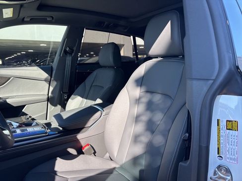 New 2026 Audi Q8 Premium Plus image 13