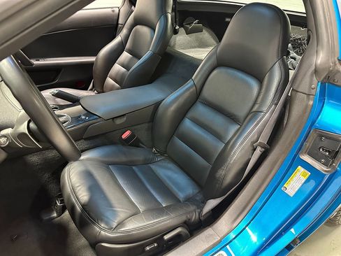 Used 2008 Chevrolet Corvette Coupe w/ Preferred Equipment Group image 23