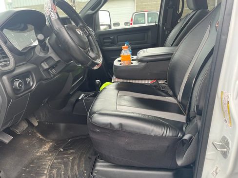 Used 2023 RAM 2500 Tradesman AWD/4WD image 13