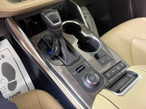 Used 2021 Toyota Highlander Platinum AWD/4WD image 38