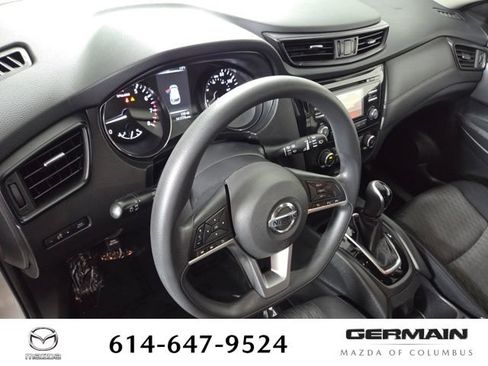 Used 2017 Nissan Rogue S w/ S Appearance Package AWD/4WD image 16