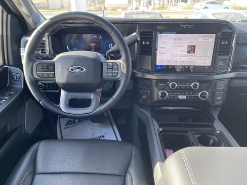 New 2026 Ford F250 Lariat w/ FX4 Off-Road Package image 15