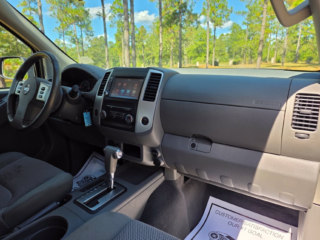 Used 2019 Nissan Frontier SV RWD image 23
