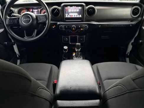 Used 2023 Jeep Wrangler Unlimited Sport AWD/4WD image 13