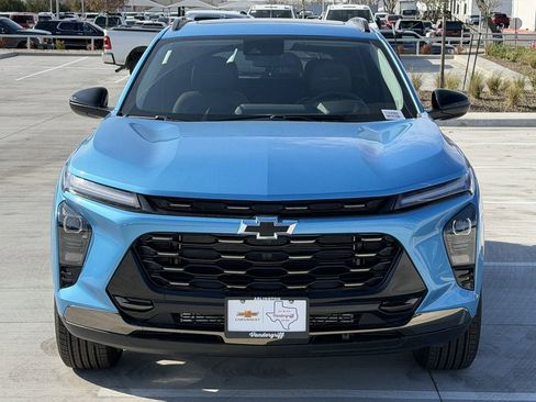 New 2026 Chevrolet Trax ACTIV w/ Sunroof Package FWD image 7