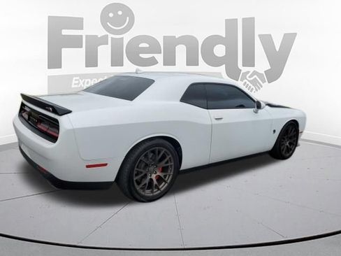 Used 2015 Dodge Challenger SRT Hellcat RWD image 5