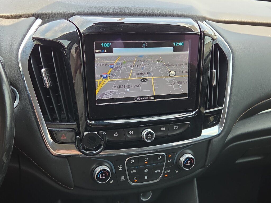 Used 2018 Chevrolet Traverse LT FWD image 26