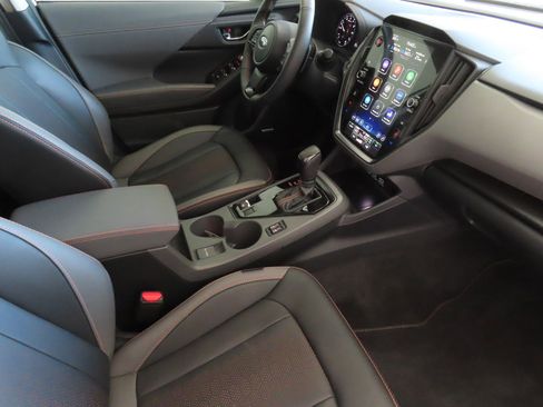 Used 2025 Subaru Crosstrek 2.5i Limited w/ Crosstrek Mirror Package image 27