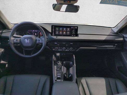 Certified 2025 Honda Accord EX-L image 17