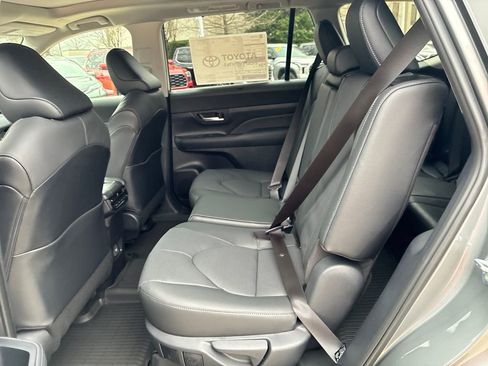 New 2026 Toyota Grand Highlander Limited image 16