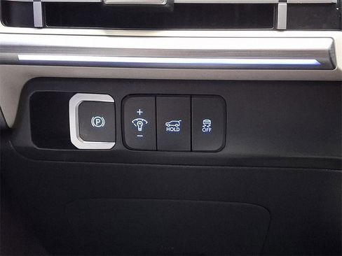 Used 2024 Hyundai Santa Fe Limited image 29