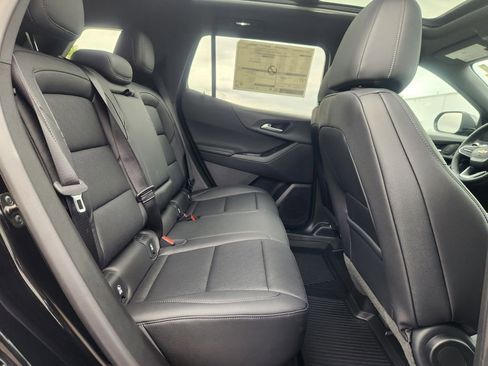 New 2026 Chevrolet Equinox LT w/ Convenience Package II FWD image 25