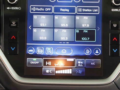 Used 2024 Subaru Crosstrek 2.0i Premium image 20