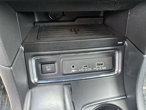 Used 2025 Subaru Ascent Bronze Edition AWD/4WD image 21