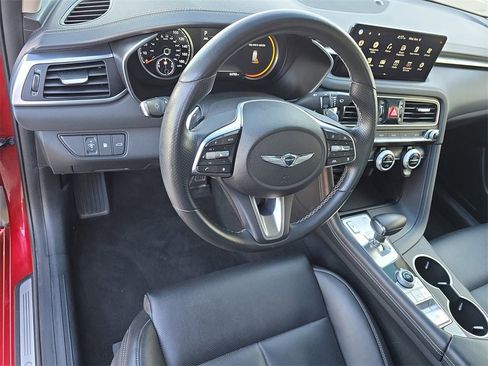 Used 2023 Genesis G70 2.0T image 15