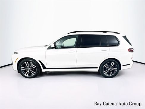 Used 2026 BMW X7 xDrive40i w/ Executive Package image 4