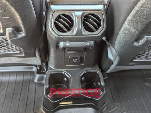 Used 2021 Jeep Gladiator Mojave image 36