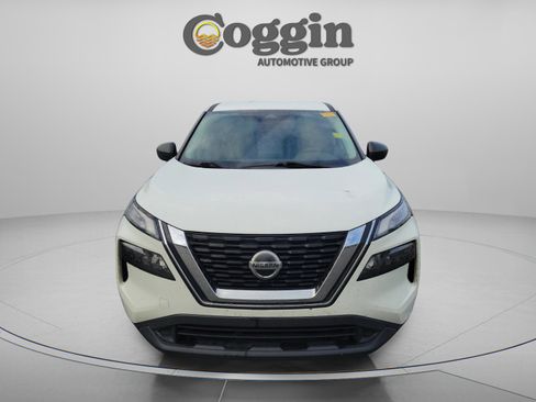 Used 2021 Nissan Rogue S AWD/4WD image 9