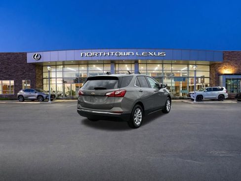 Used 2018 Chevrolet Equinox LT w/ LPO, Floor Liner Package FWD image 22