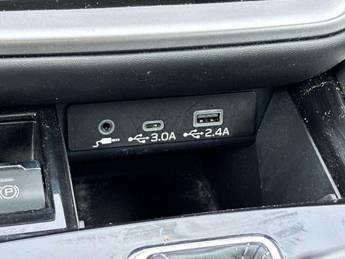 Used 2024 Subaru Outback Limited AWD/4WD image 20