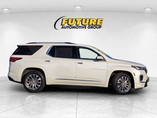 Used 2022 Chevrolet Traverse Premier w/ LPO, Floor Liner Package AWD/4WD image 4