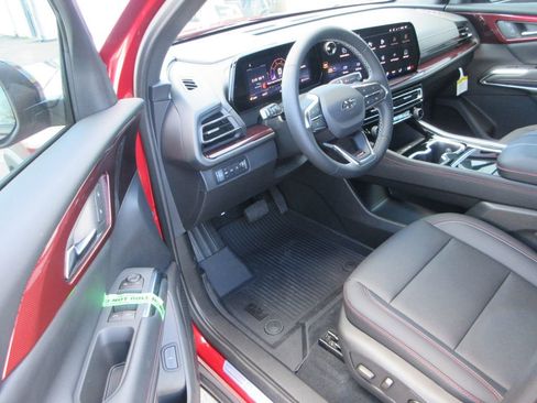 New 2026 Chevrolet Traverse Z71 w/ Driver Confidence Package image 13