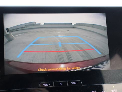 Used 2023 Toyota bZ4X XLE image 27