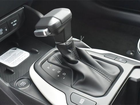 New 2025 Kia K4 GT-Line image 24