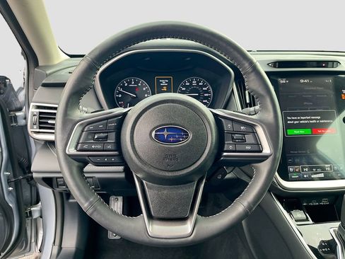 Used 2025 Subaru Outback Touring image 11