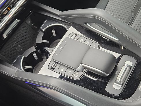 Certified 2025 Mercedes-Benz GLE 53 AMG 4MATIC image 21