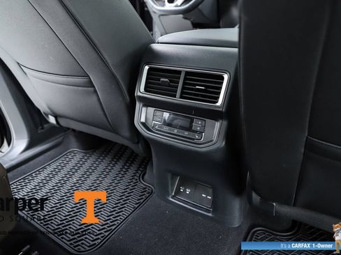 Used 2025 Volkswagen Atlas SEL AWD/4WD image 39