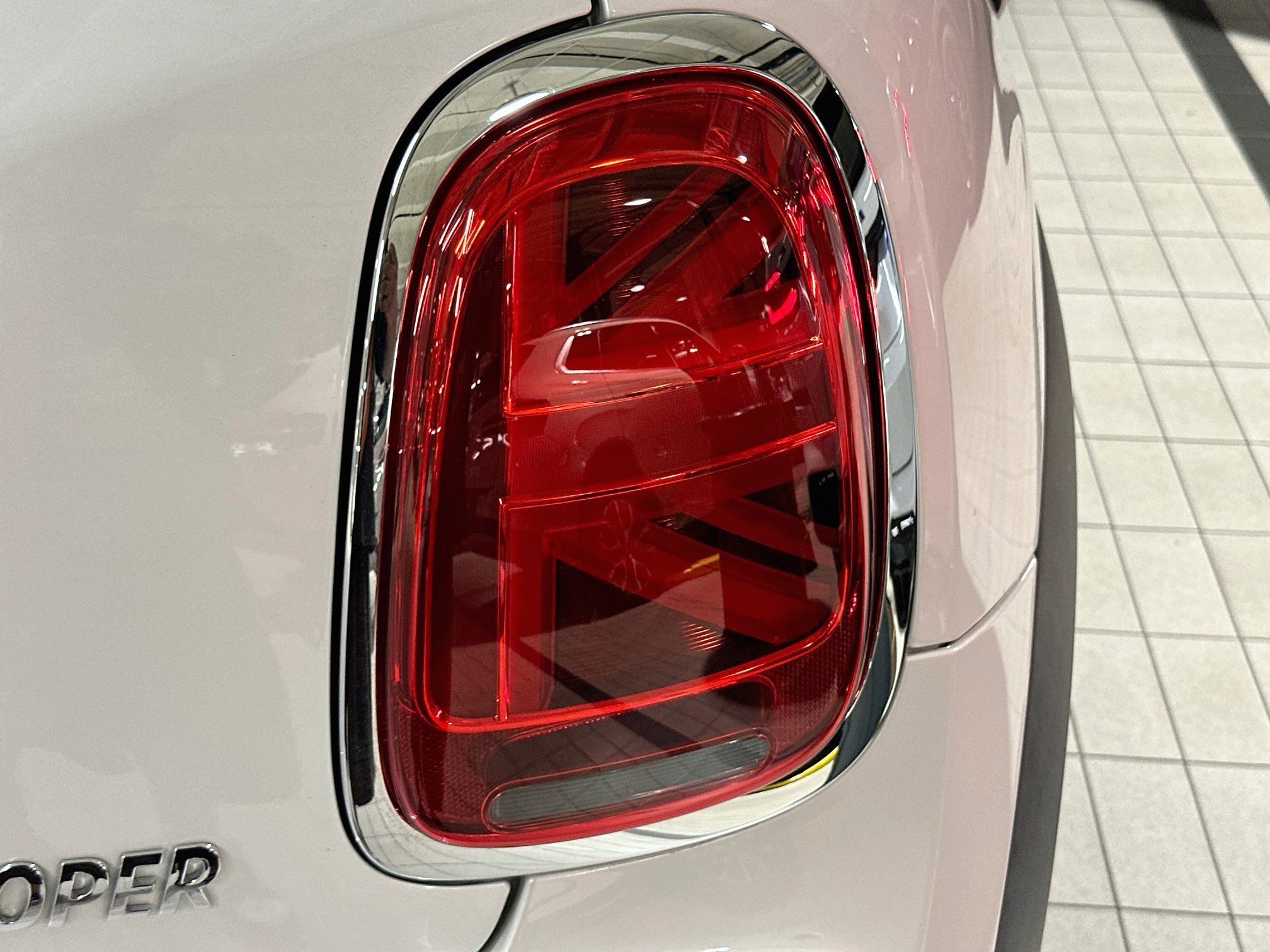 Certified 2024 MINI Cooper Convertible FWD image 28