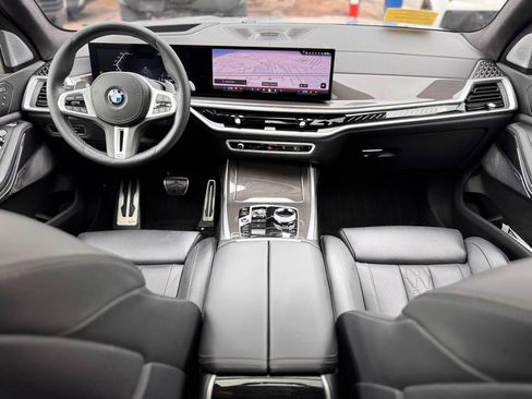 Used 2024 BMW X7 M60i w/ Executive Package AWD/4WD image 12